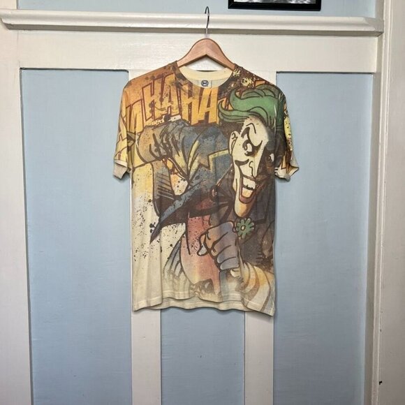 DC Comics Originals Joker Graphic T-Shirt - Picture 1 of 7
